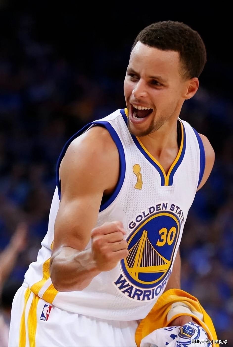 露出更多 露出更多